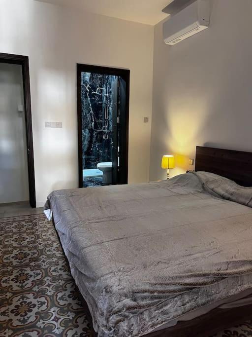 Villa Dar Barbara - Duplex 1 Double Bed Maltese Style House à Cospicua Extérieur photo